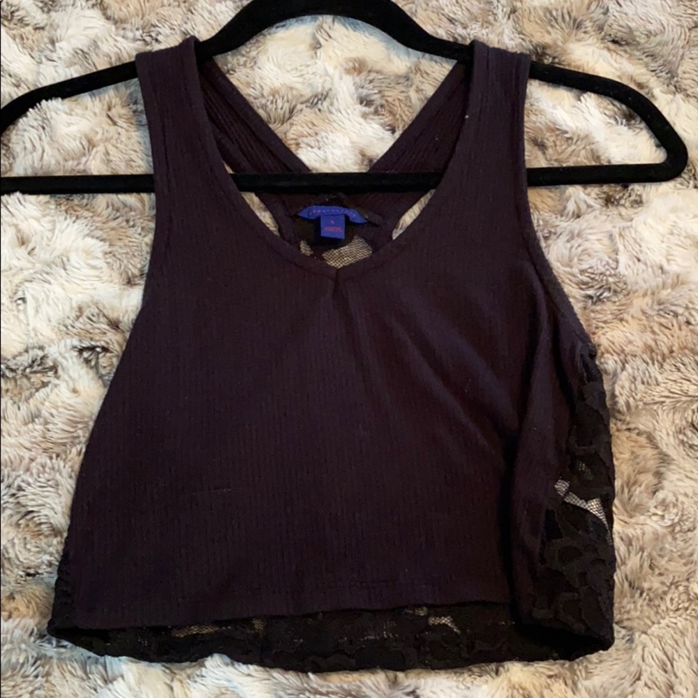 basic black tank